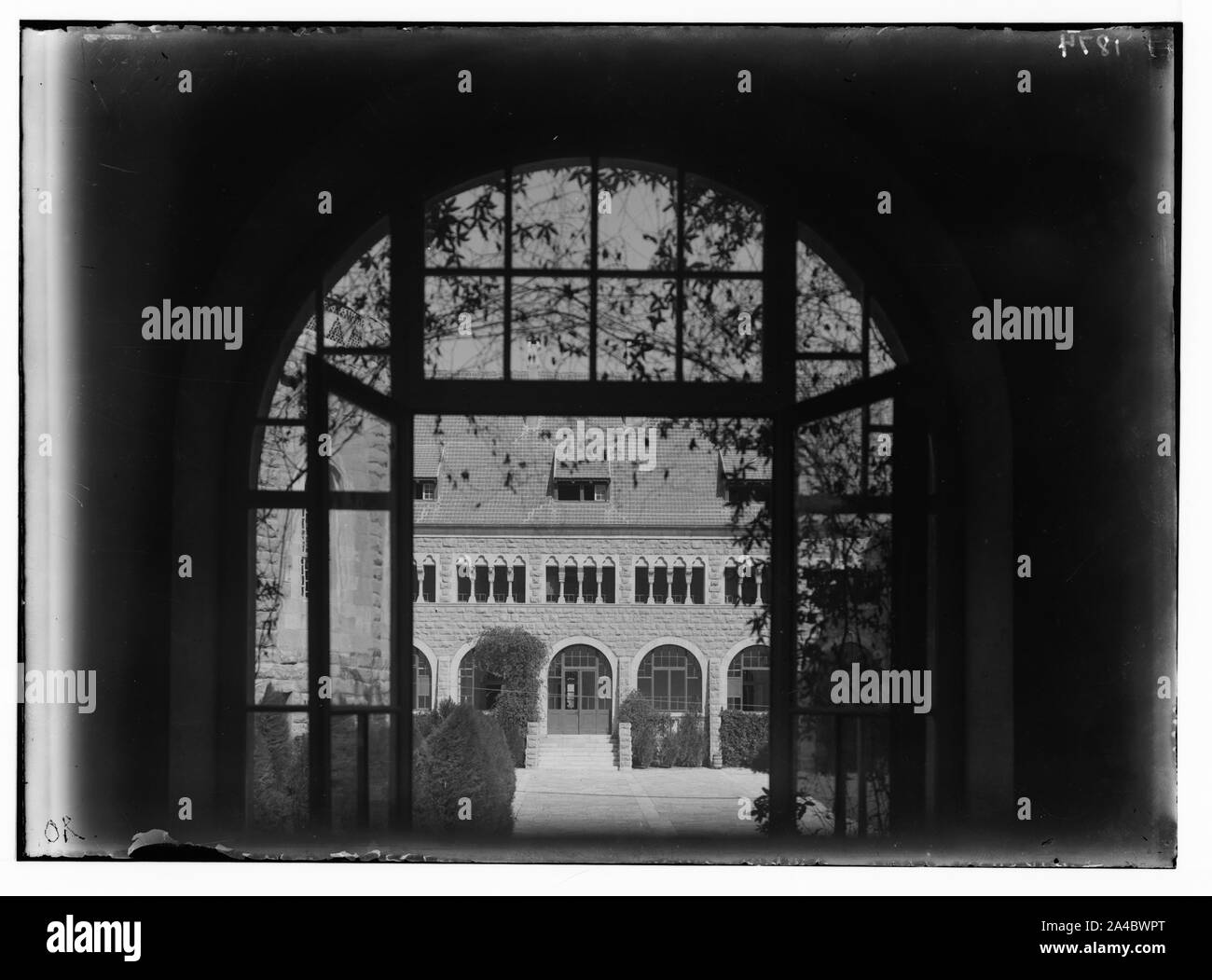 Die Regierung Haus auf Olivet. Der große Hof. Stockfoto