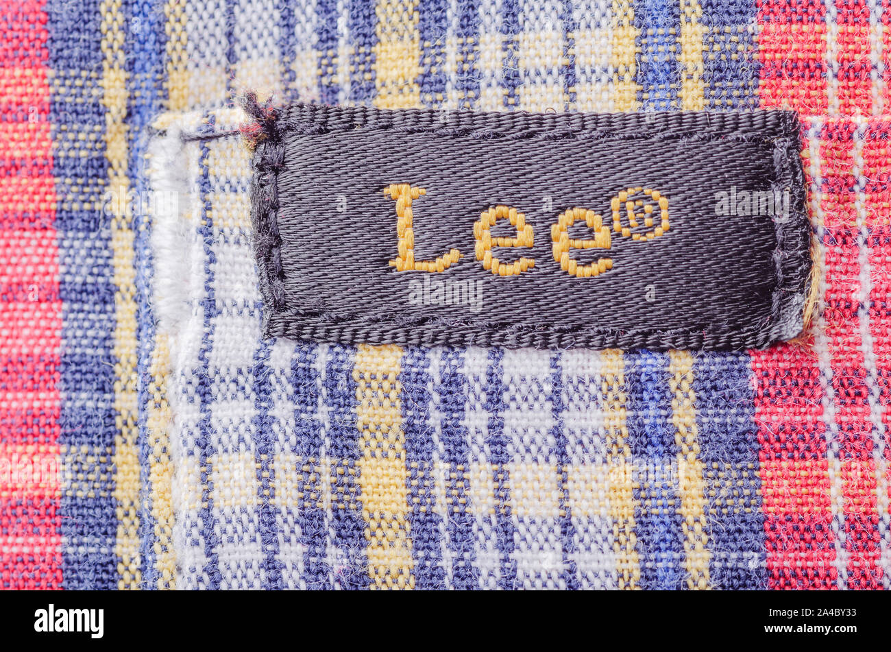 Nahaufnahme von Lee Label an der Kleidung. Stockfoto