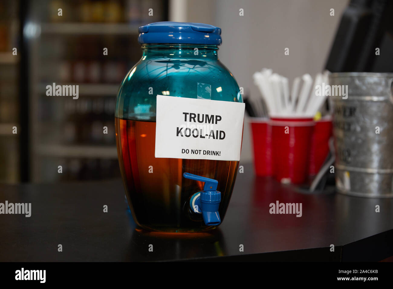 Koolaid Stockfotos Und Bilder Kaufen Alamy