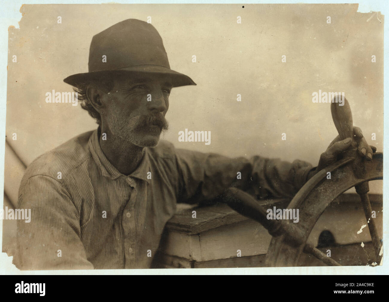Die Skipper auf die Auster Lastkahn, Mobile Bay. Stockfoto