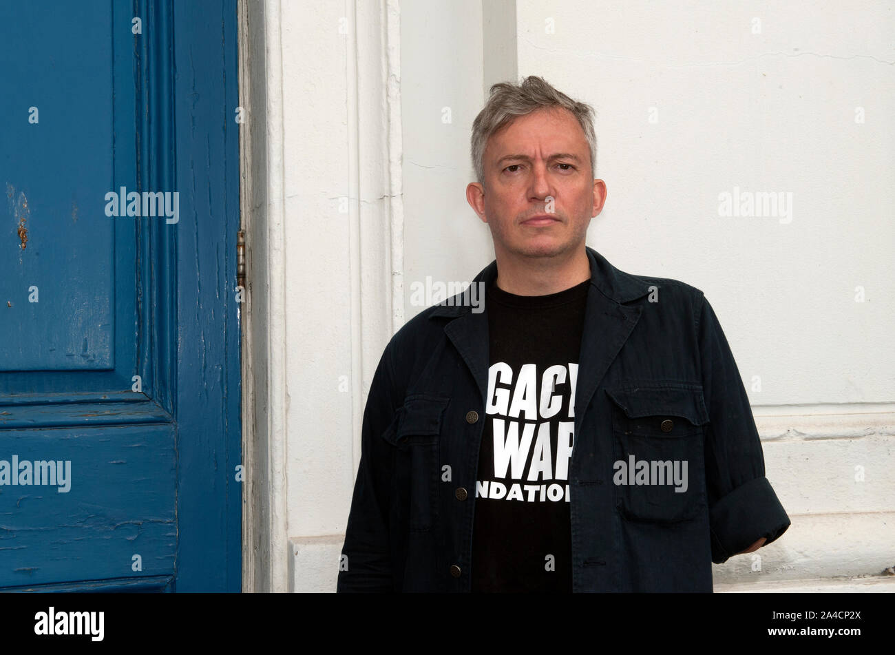 Giles Duley, ein englischer Portrait und dokumentarischen Fotograf und Autor. Er ist am besten bekannt für seine Arbeit dokumentieren die langfristigen Auswirkungen des Krieges. Er ist CEO der NGO Erbe des Krieges Foundation, und Aktivist für die Rechte von Menschen mit Behinderungen durch Konflikt verursacht. Stockfoto