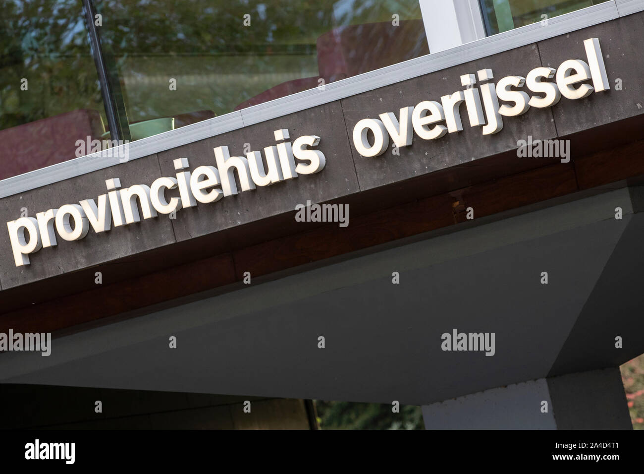 Zwolle, Niederlande. 14 Okt, 2019. Zwolle, 14-10-2019, Overijssel, dutchnews Provinciehuis. Landwirte und LTO-Protest gegen Stickstoff Regeln gegen Bauern. Credit: Pro Schüsse/Alamy leben Nachrichten Stockfoto