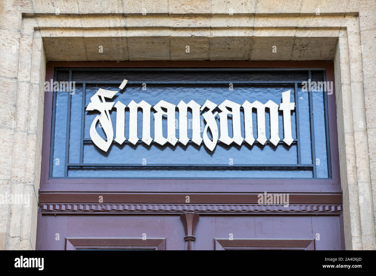 Eingang des Finanzamtes, Bingen, Stockfoto