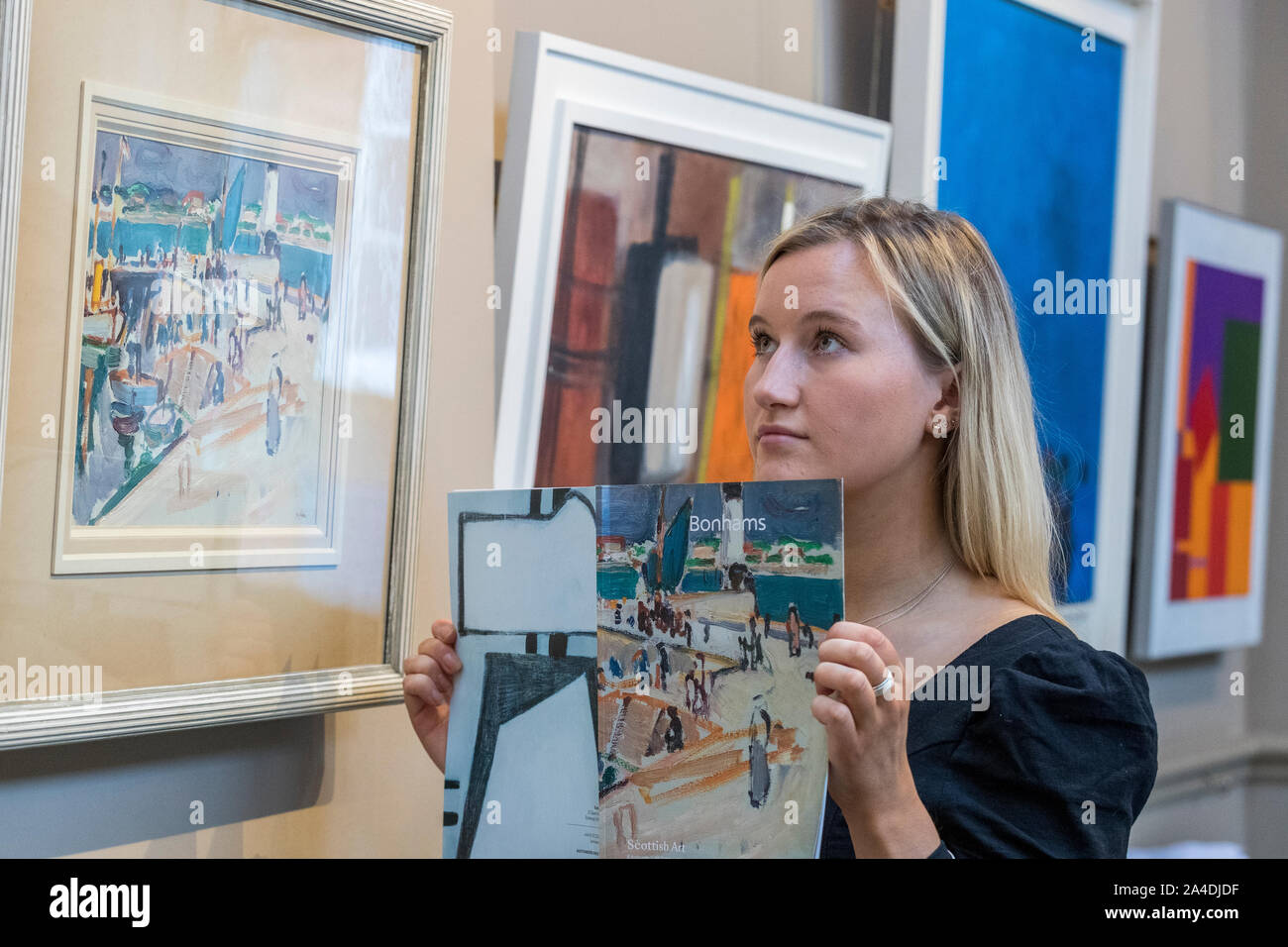 Edinburgh, Vereinigtes Königreich. 14 Okt, 2019. Im Bild: Royan Hafen von Samuel Peploe, die in der Bonhams schottische Kunst Verkauf aufgenommen werden. Royan Hafen, ein neu entdecktes Gemälde des Schottischen kolorist Maler Samuel Peploe, führt die Elemente in Bonhams nächste Schottische Kunst verkaufen. Royan Hafen, die sich auf £ 70,000-100, 000 geschätzt wird, wurde zuerst von Mme Marie Marguerite Soulie, die der englische Schriftsteller und Dramatiker Arnold Bennett von 1917-1921 verheiratet war. Der Verbleib ist unbekannt zu Gelehrten gewesen bis jetzt. Credit: Rich Dyson/Alamy leben Nachrichten Stockfoto