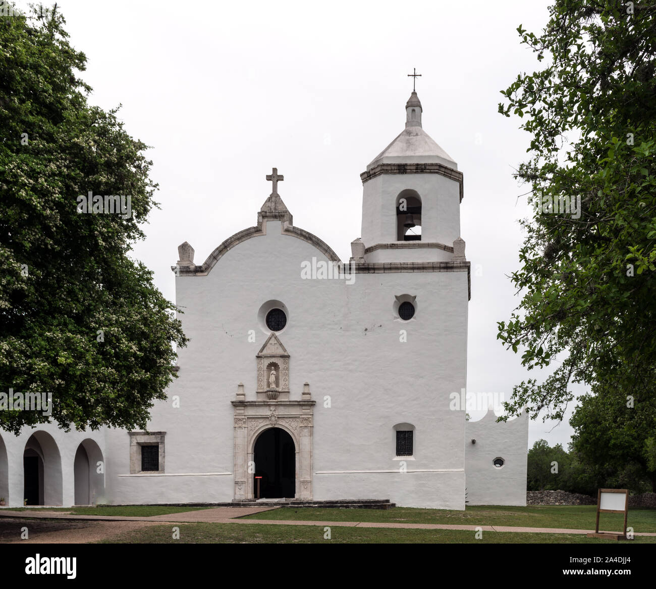 Die neu erstellte Nuestra Señora del Espiritu Santo De Zuniga Mission, in der Nähe der berühmten, oft gefangen Presidio La Bahia in Goliad, Texas Stockfoto