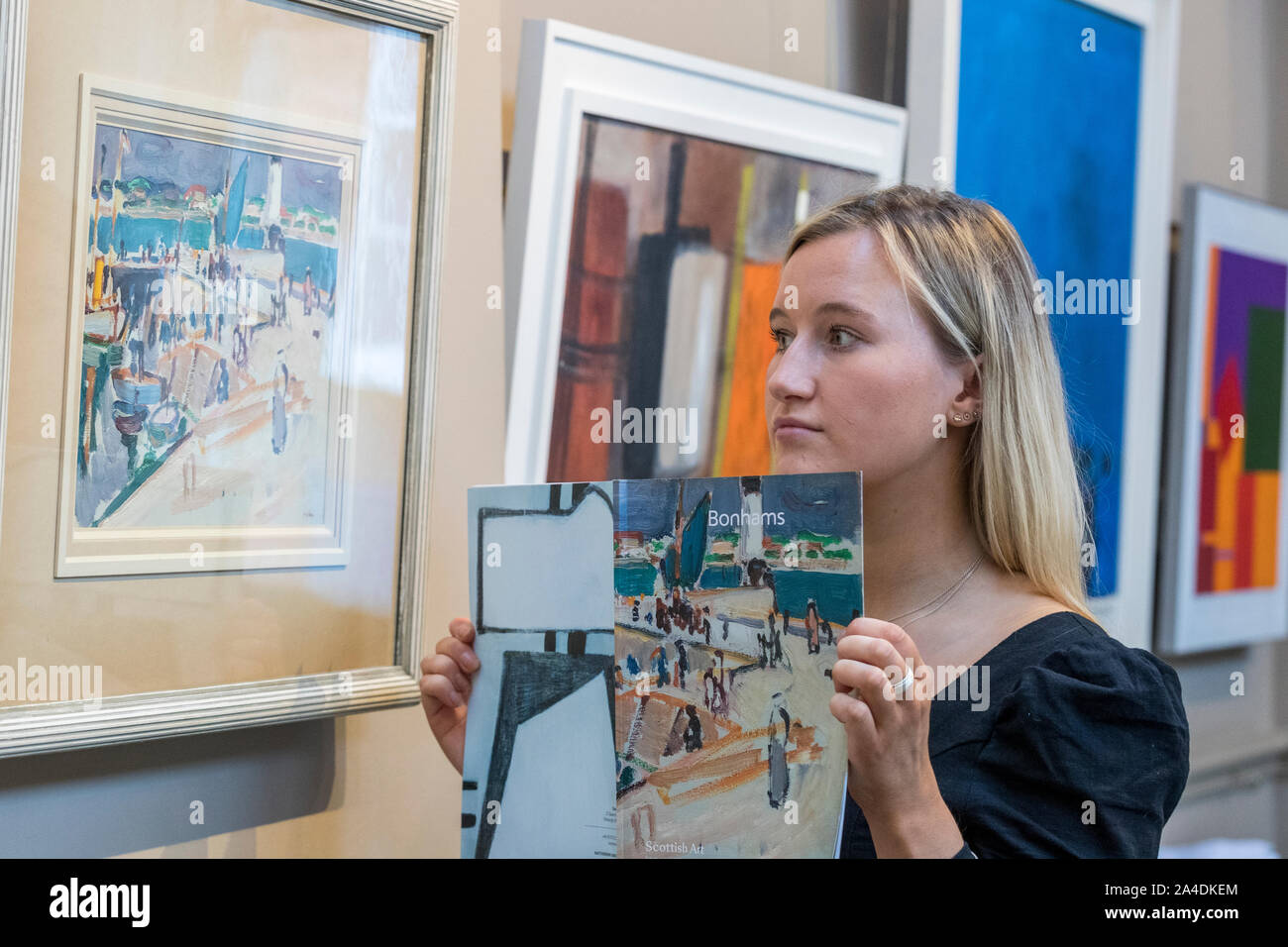 Edinburgh, Schottland, Großbritannien. 14 Okt, 2019. Royan Hafen, ein neu entdecktes Gemälde des Schottischen kolorist Maler Samuel Peploe, führt die Elemente in Bonhams nächste Schottische Kunst verkaufen. Royan Hafen, die sich auf £ 70,000-100, 000 geschätzt wird, wurde zuerst von Mme Marie Marguerite Soulie, die der englische Schriftsteller und Dramatiker Arnold Bennett von 1917-1921 verheiratet war. Der Verbleib ist unbekannt zu Gelehrten gewesen bis jetzt. Im Bild: Royan Hafen von Samuel Peploe, welcher Teil der Verkauf Kredit wird: Reiche Dyson/Alamy leben Nachrichten Stockfoto