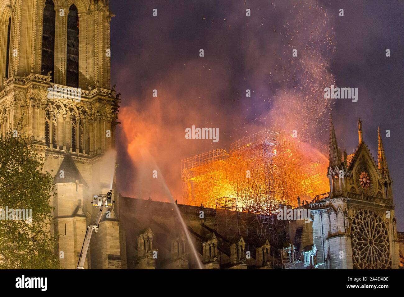 Feuer IN DER KATHEDRALE VON NOTRE DAME DE PARIS, Paris, April 5, 2019 Stockfoto