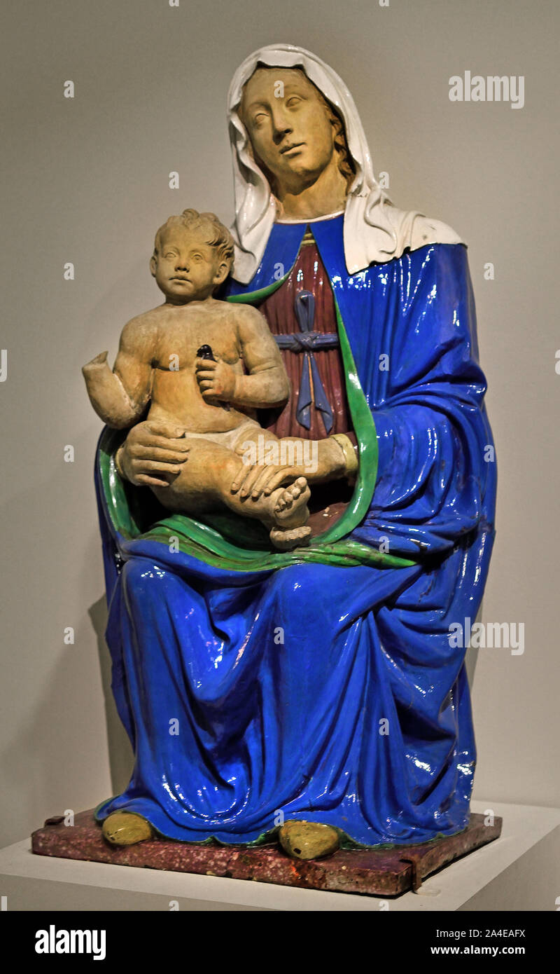Die Sitzung Jungfrau mit dem Kind auf dem rechten Knie. von Santi BUGLIONI Florenz 1459 - 1521, Italien, Italienisch. (Teilweise glasierte Terrakotta) Stockfoto