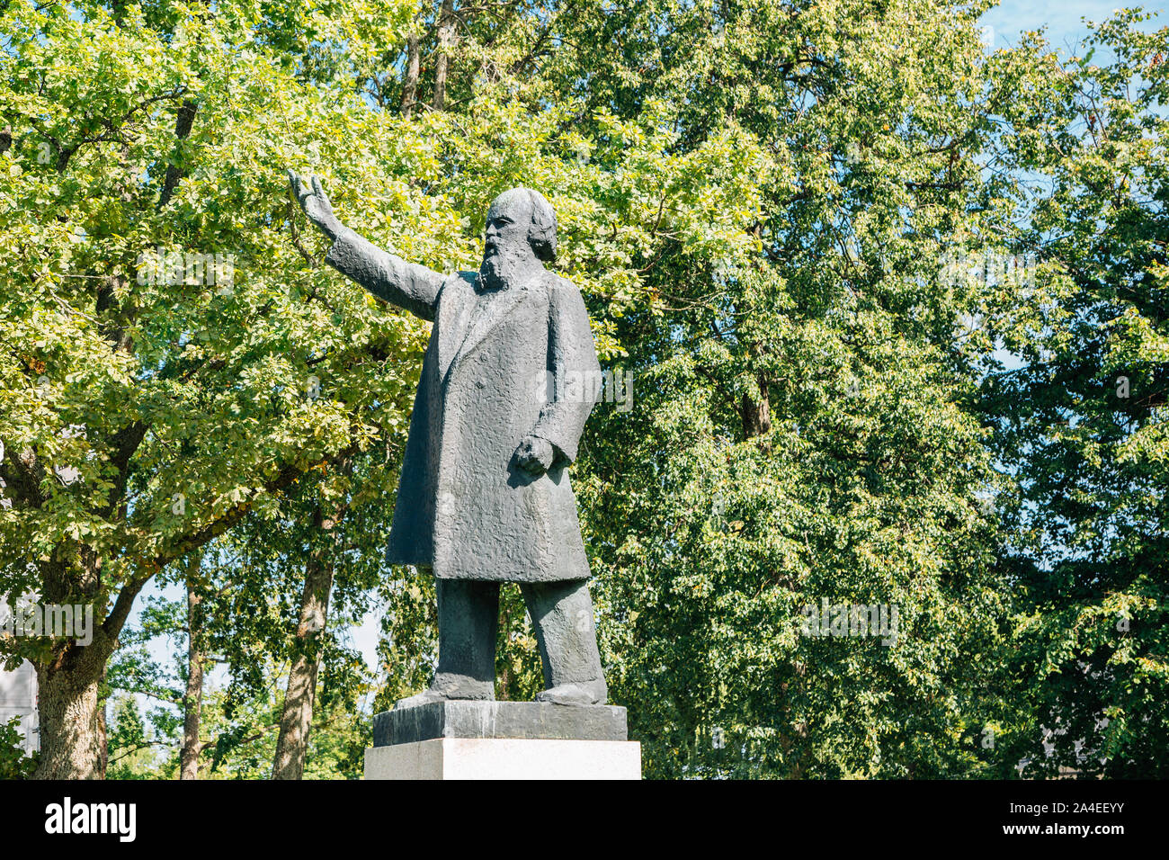Sigulda, Lettland - 12. August 2019: Ata Kronvalda piemineklis Statue am Neuen Schloss von Sigulda Stockfoto