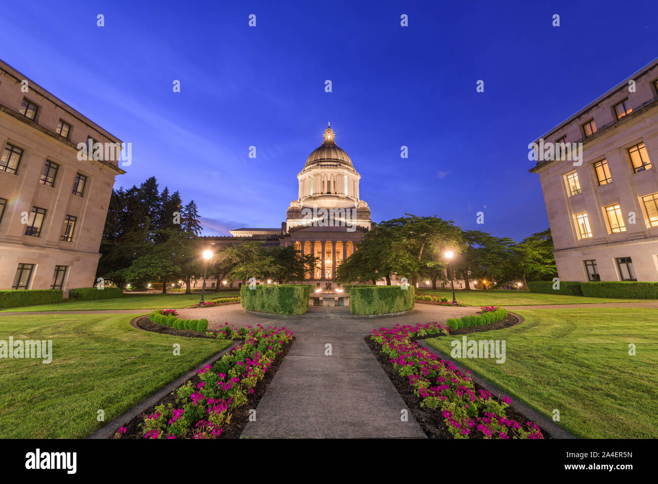 Olympia, Washington, USA State Capitol Building in der Abenddämmerung. Stockfoto