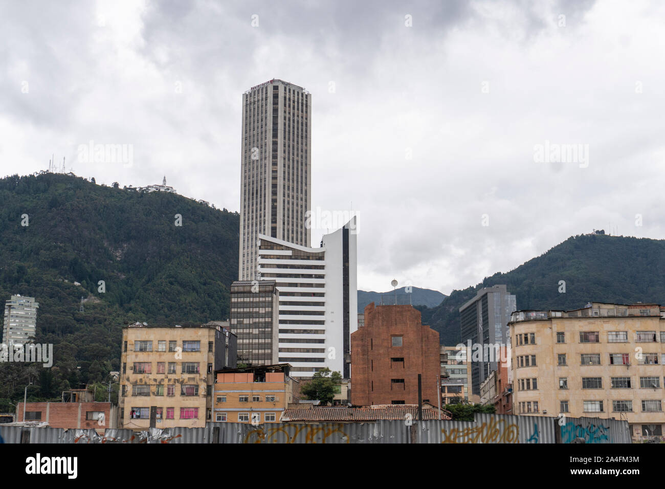 Bewölkten Tag im Stadtzentrum von Bogota Stockfoto