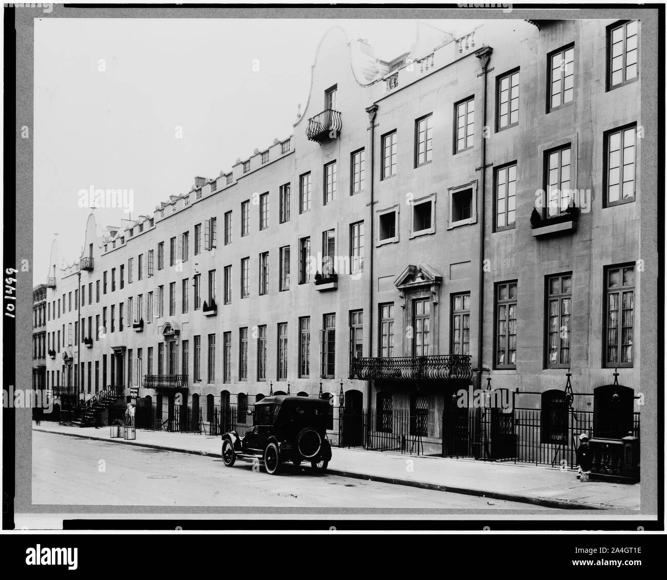 Turtle Bay Gardens, 228-246 East 49th Street, New York, New York. Stadthäuser Stockfoto
