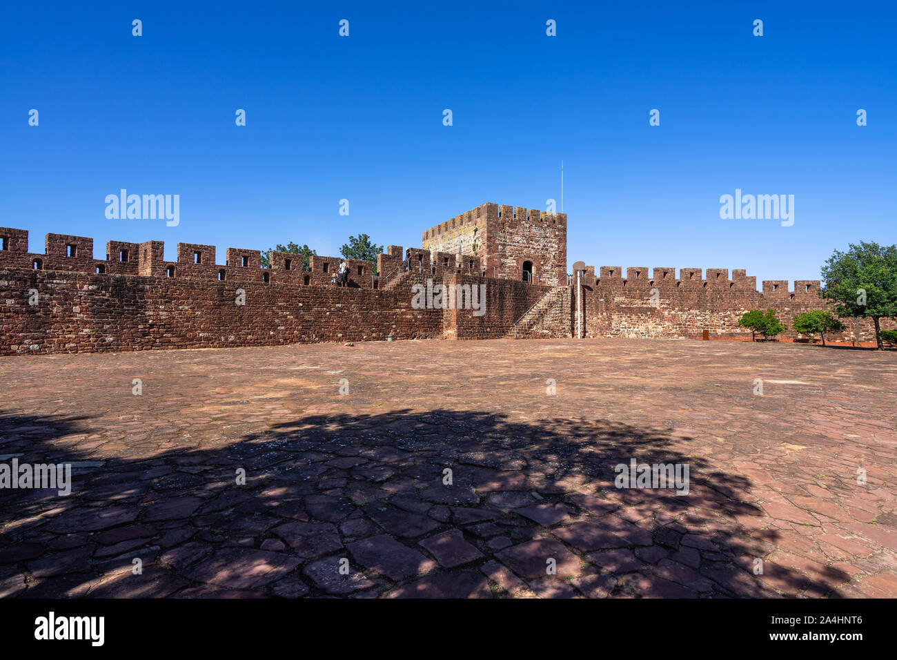 Innenhof der Burg von Silves in der Algarve während der maurischen Herrschaft Portugals, Stockfoto