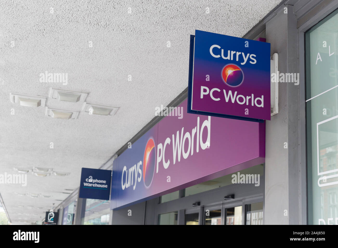 Currys PC-Welt Zeichen logo, London, England Stockfoto