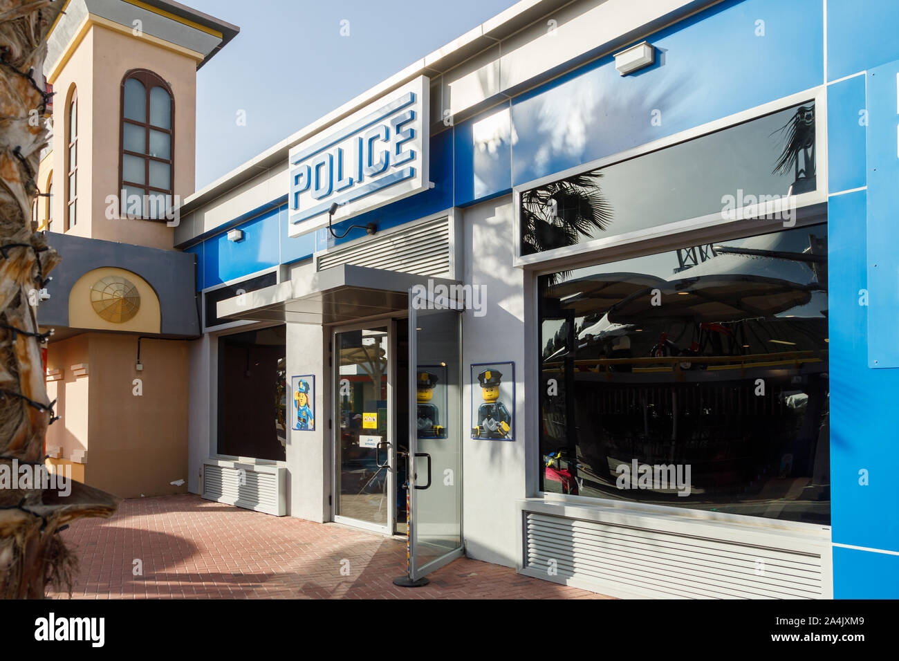 DUBAI, VAE, 09 Januar, 2019: Polizei im Themenpark Legoland Parks in Dubai Stockfoto