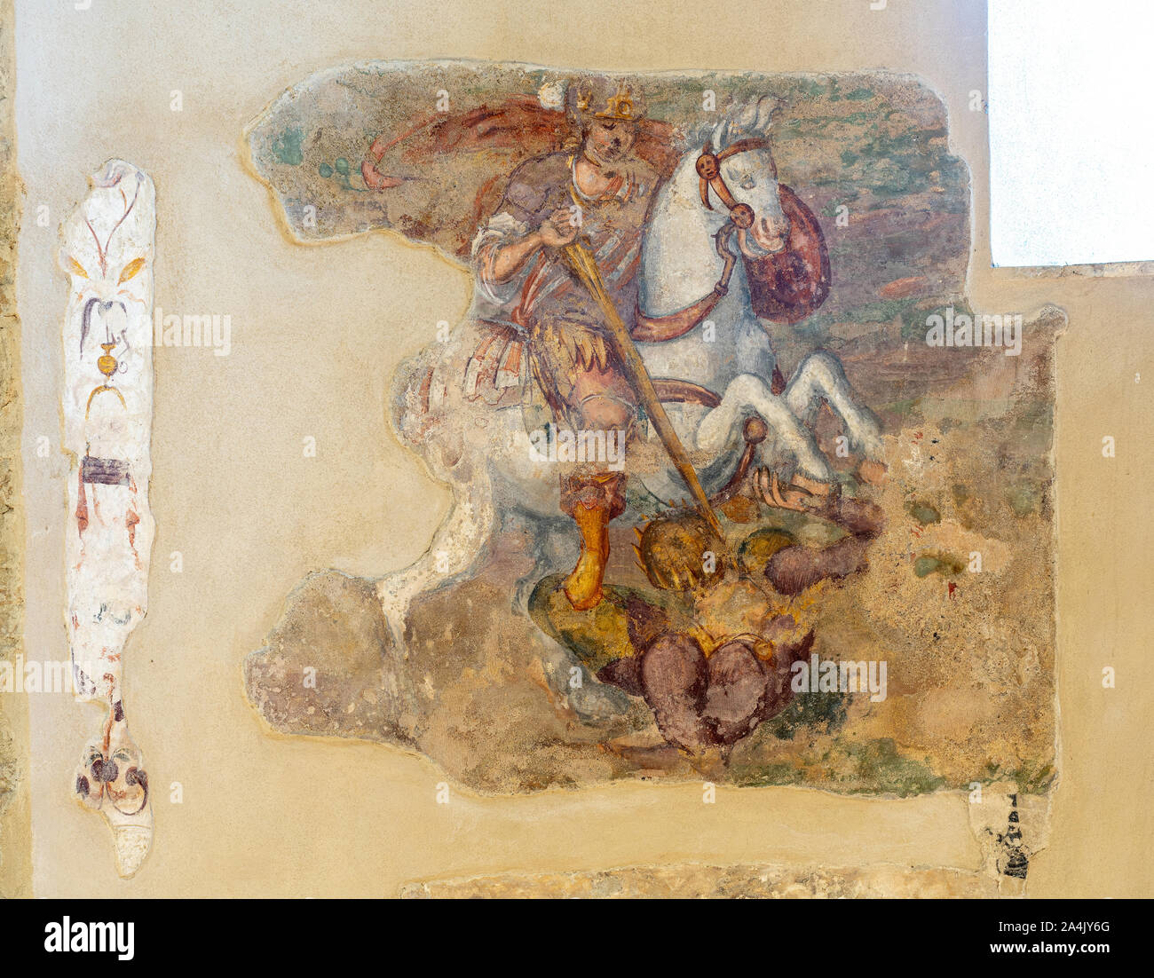 Fragmente der ursprünglichen Fresken. Kirche Santa Sofia in Benevento Italien Stockfoto