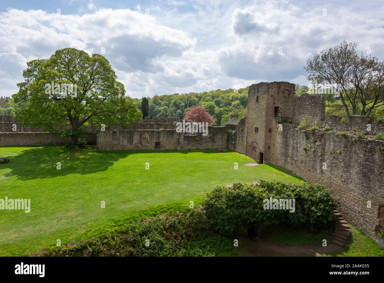 Ludlow Castle, Shropshire, England. Eine schöne mittelalterliche Burg, die eine Touristenattraktion in der Stadt Ludlow ist. Stockfoto