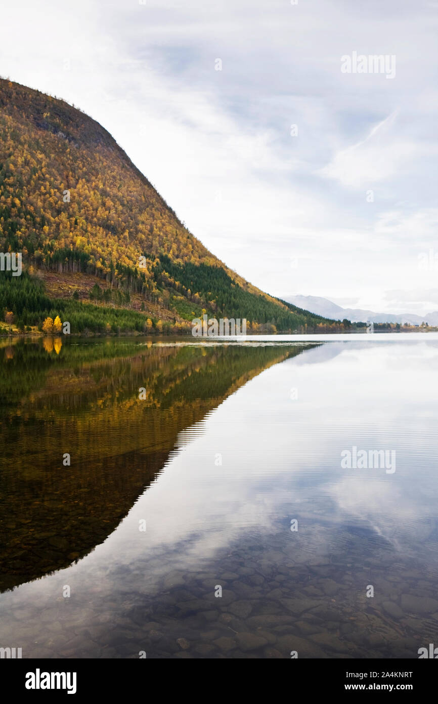 Rotevatnet See in Volda Stockfoto