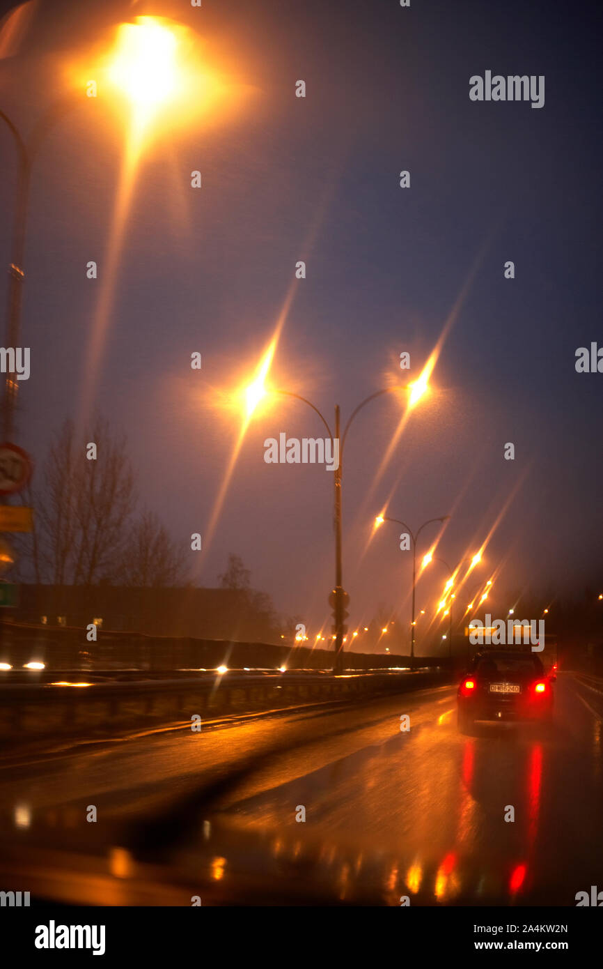 Verkehr in der Nacht Stockfoto