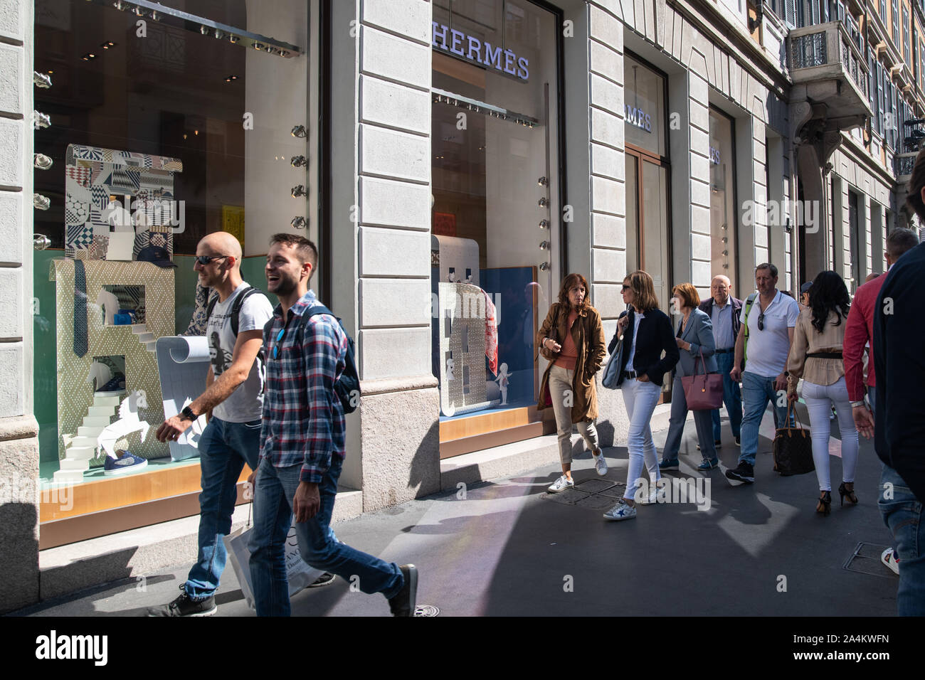 Mailand, Italien - 21 September, 2019: Hermes Stores in Mailand. Via Montenapoleone. Fashion Week shopping Stockfoto