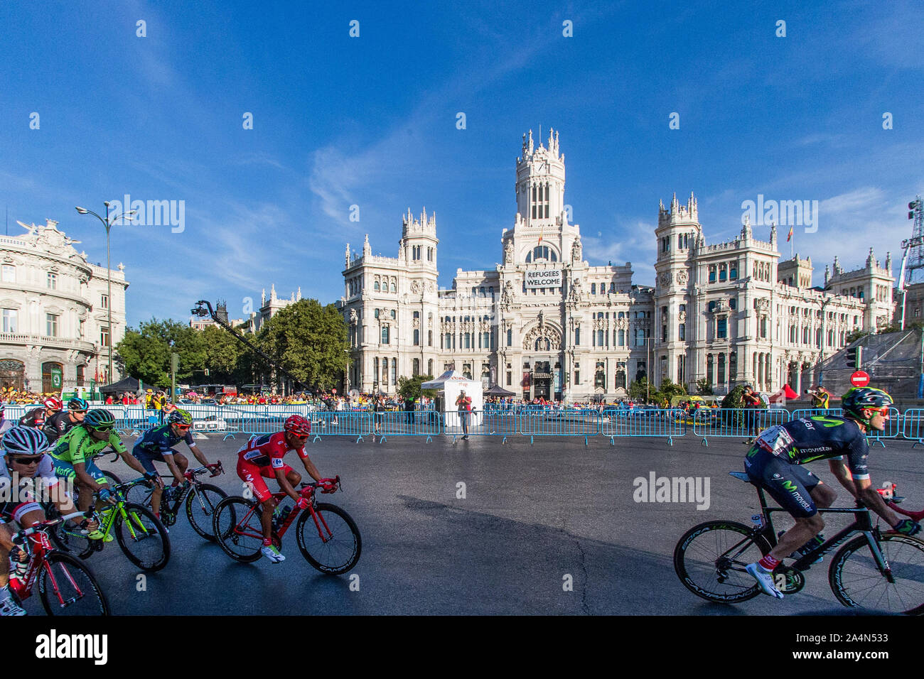 Der platoon von La Vuelta über Cibeles Platz während der letzten Phase oder La Vuelta von Spanien in Madrid. September 10, 2016. (ALTERPHOTOS/Rodrigo Jimenez Stockfoto