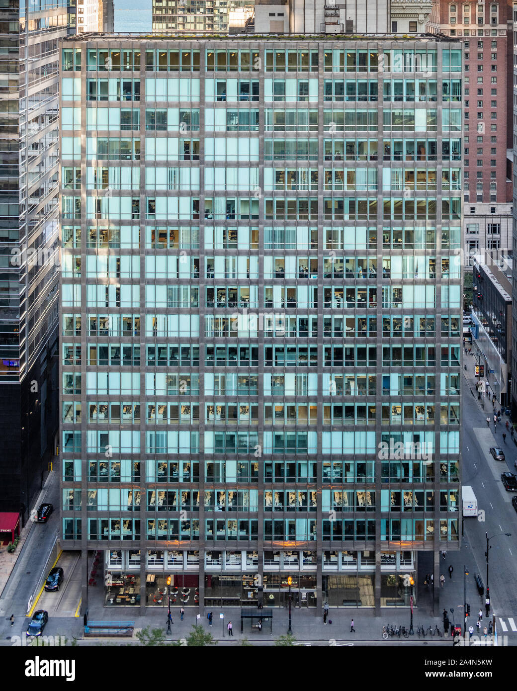 Inland Steel Building, entworfen von Bruce Graham und Walter Netsch von Skidmore, Owings & Merrill Stockfoto Inland Steel Building, entworfen von Bruce Graham und Walter Netsch von Skidmore, Owings & Merrill Stockfoto
