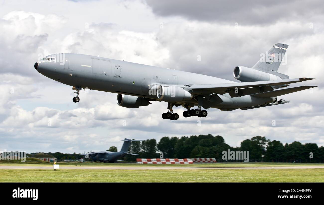 USAF KC-10A EXTENDER Ankunft in RAF Fairford für das Royal International Air Tattoo 2019 Stockfoto