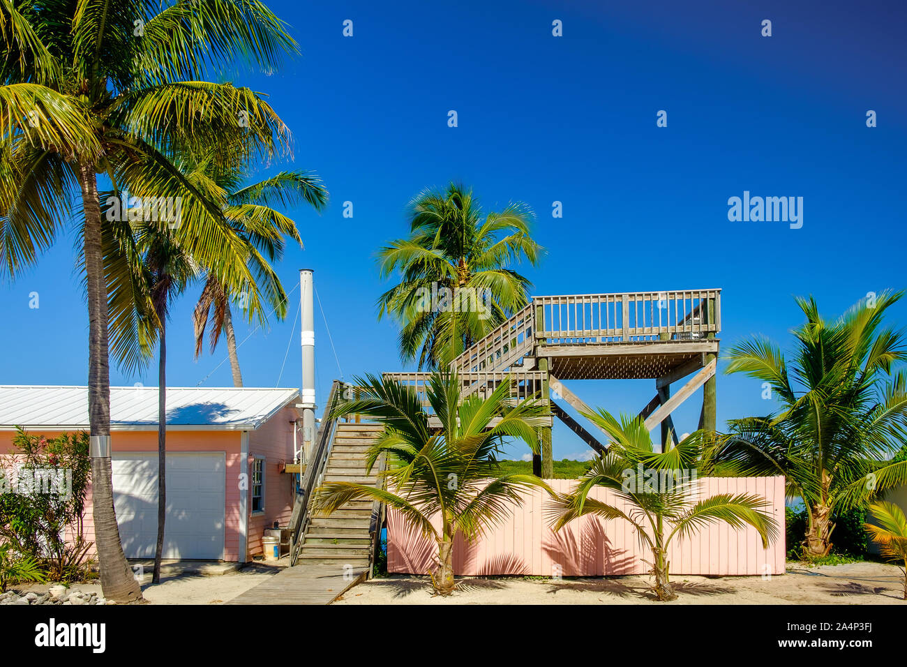 Little Cayman, Cayman Islands, Nov. 2018, observatory Deck zwischen Booby Teich und Guy Banken Straße Stockfoto