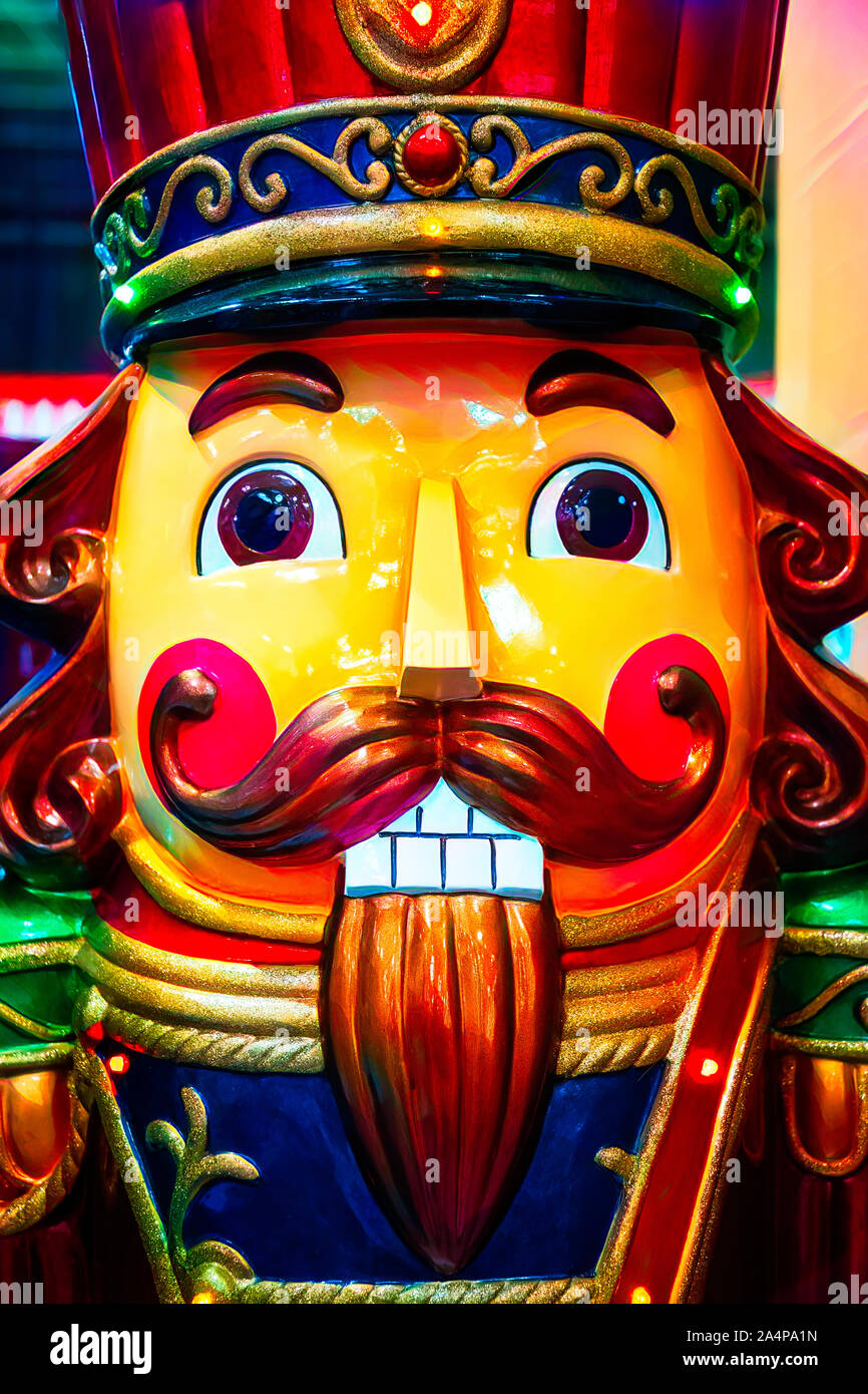 Weihnachten Nussknacker, die dekorativen Nussknacker Figur am häufigsten gemacht ein Spielzeug Soldaten zu ähneln. In der deutschen Tradition, die Puppen sind Symbol Stockfoto