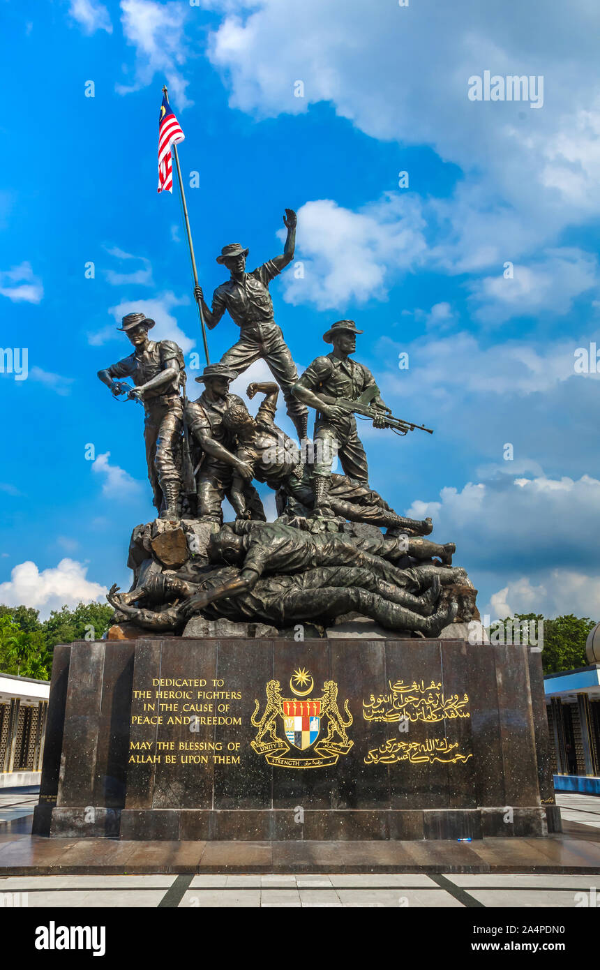 KUALA LUMPUR, Malaysia - 18. Dezember 2018: Royal Malaysia National Monument auch als Tugu Negara bekannt ist es in der Hauptstadt Kuala Lumpur befindet. Stockfoto