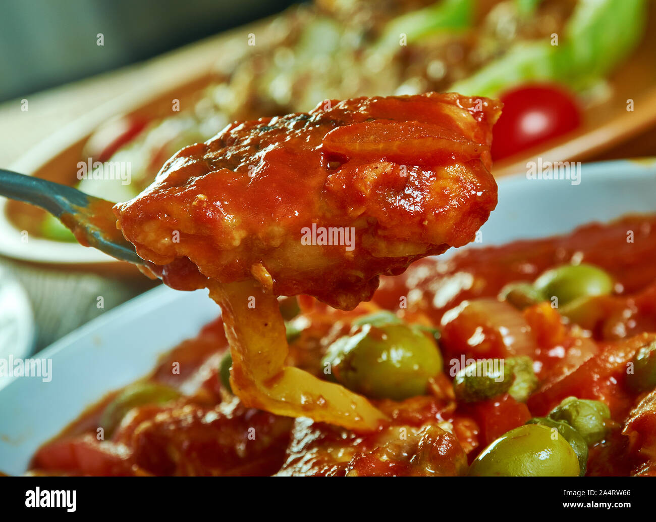 Mediterrane gebackenen Fisch Rezept mit Tomaten und Kapern ...