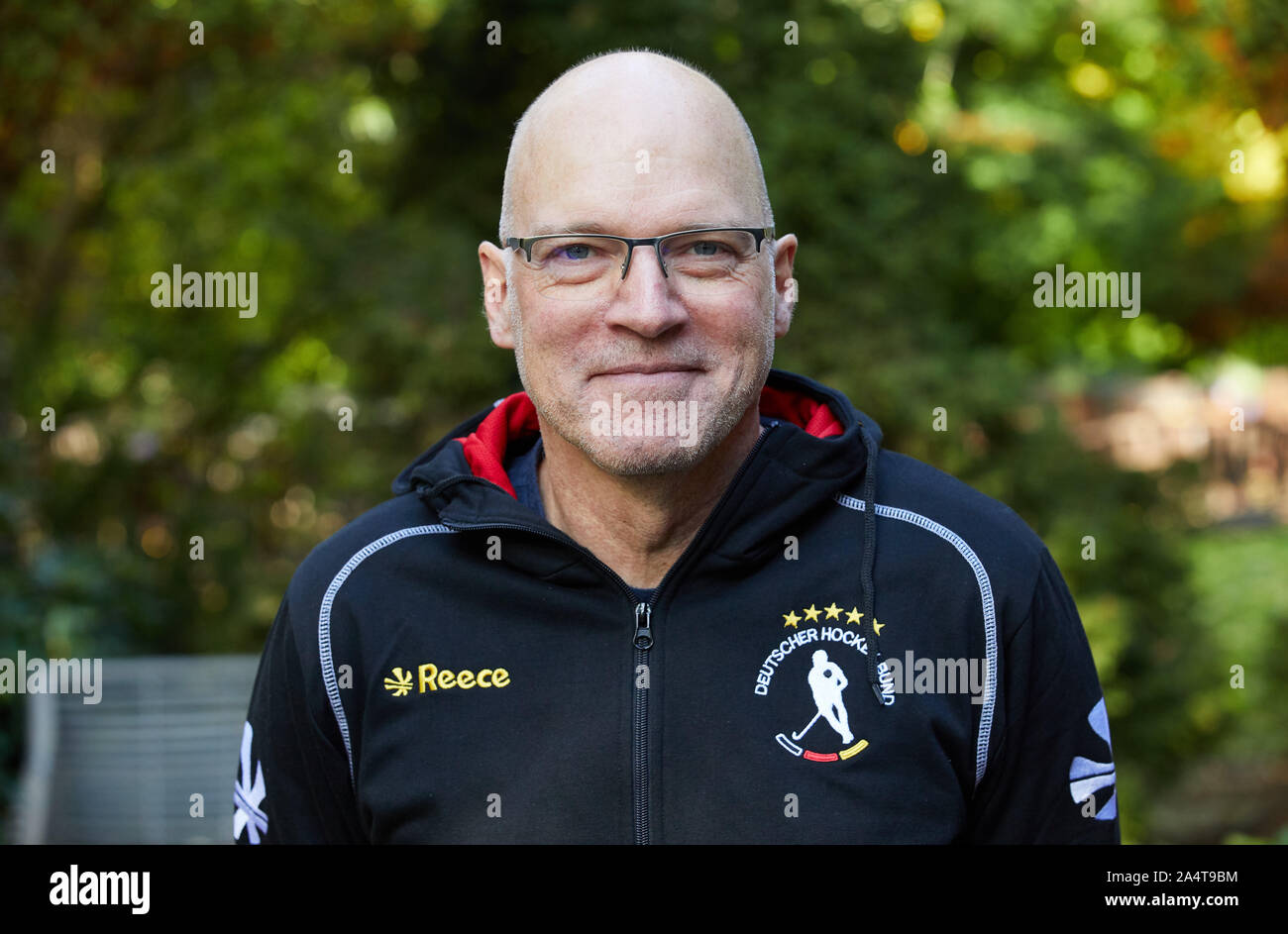 Harburg, Deutschland. 14 Okt, 2019. Hockey: Deutsche Hockey Bund (DHB), drücken Sie die Konferenz für die olympischen Qualifikation von Frauen und Männern (2. bis 3.11.2019). Markus Weise, Projekt Trainer für die Olympischen Qualifikation und neue Federal Base Manager Hamburg, nach der Pressekonferenz. Quelle: Georg Wendt/dpa/Alamy leben Nachrichten Stockfoto