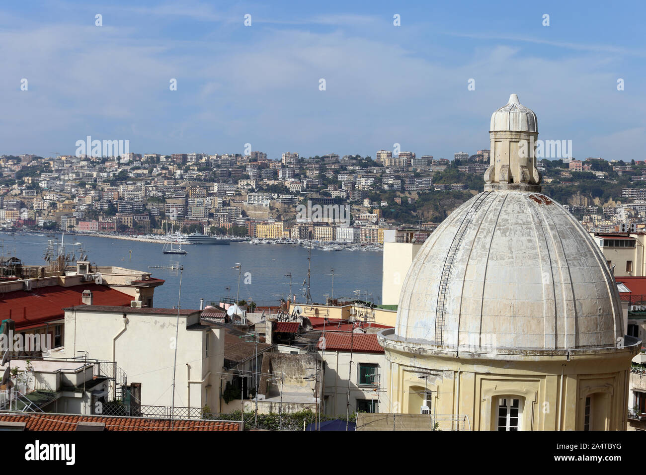 Neapel, Italien - 16. September 2019: Panorama der Stadt von Neapel Stockfoto