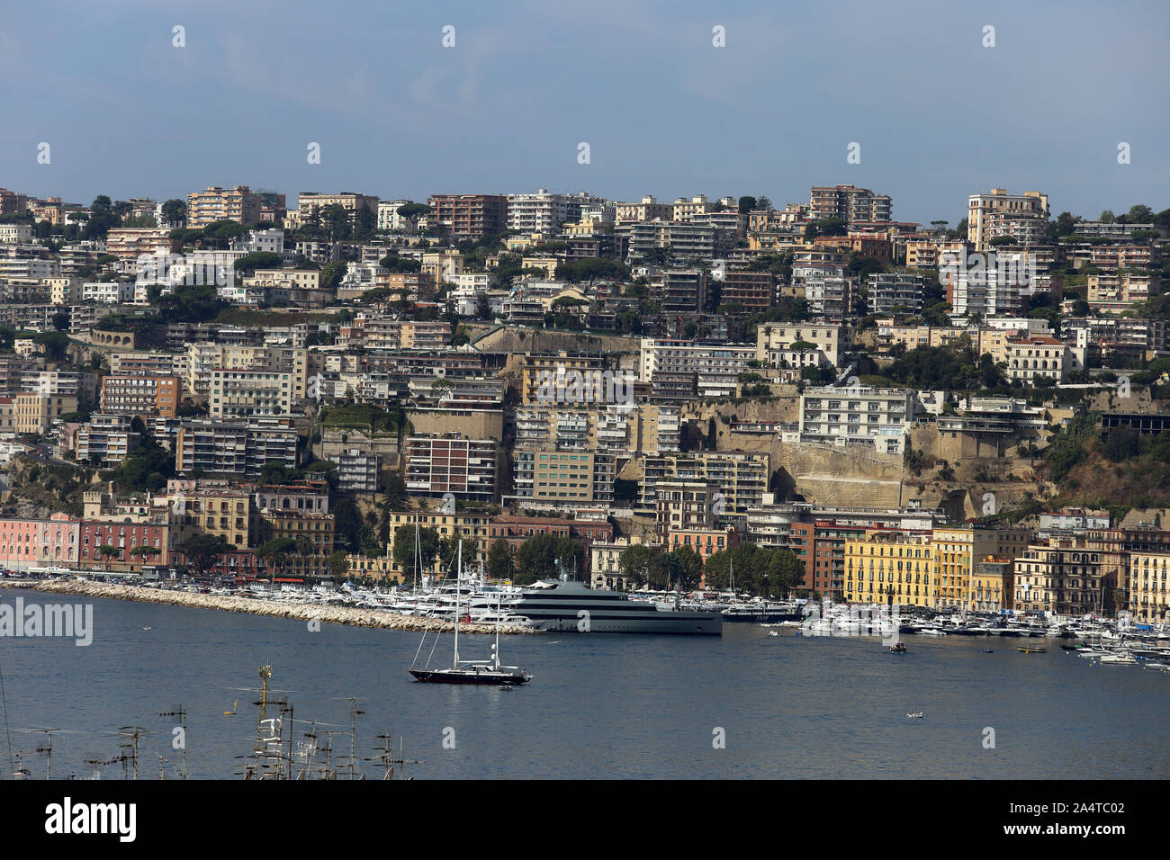 Neapel, Italien - 16. September 2019: Panorama der Stadt von Neapel Stockfoto