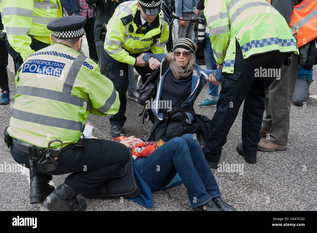 Aussterben Rebellion - Millbank Tower - MI5 - 15.10.19 Stockfoto