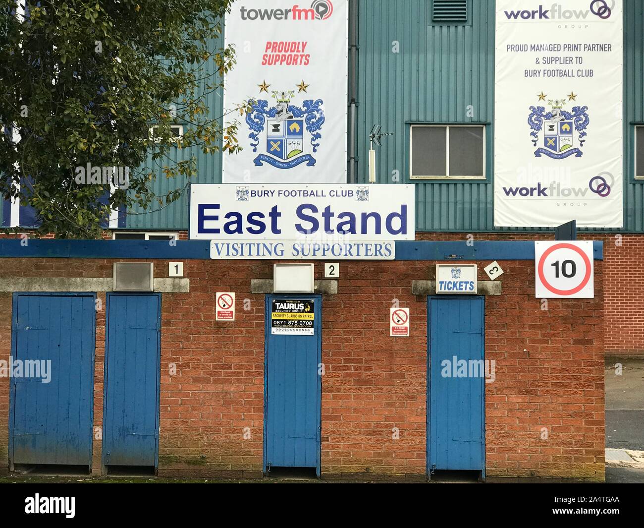 Bury, Lancashire, UK. 15. Oktober 2019, Bury Football Club, Gigg Lane, Bury, Lancashire, UK. Bury Football Club face High Court in London. Kredit: Kredite: Matt Pennington/PennPix/Alamy leben Nachrichten Stockfoto