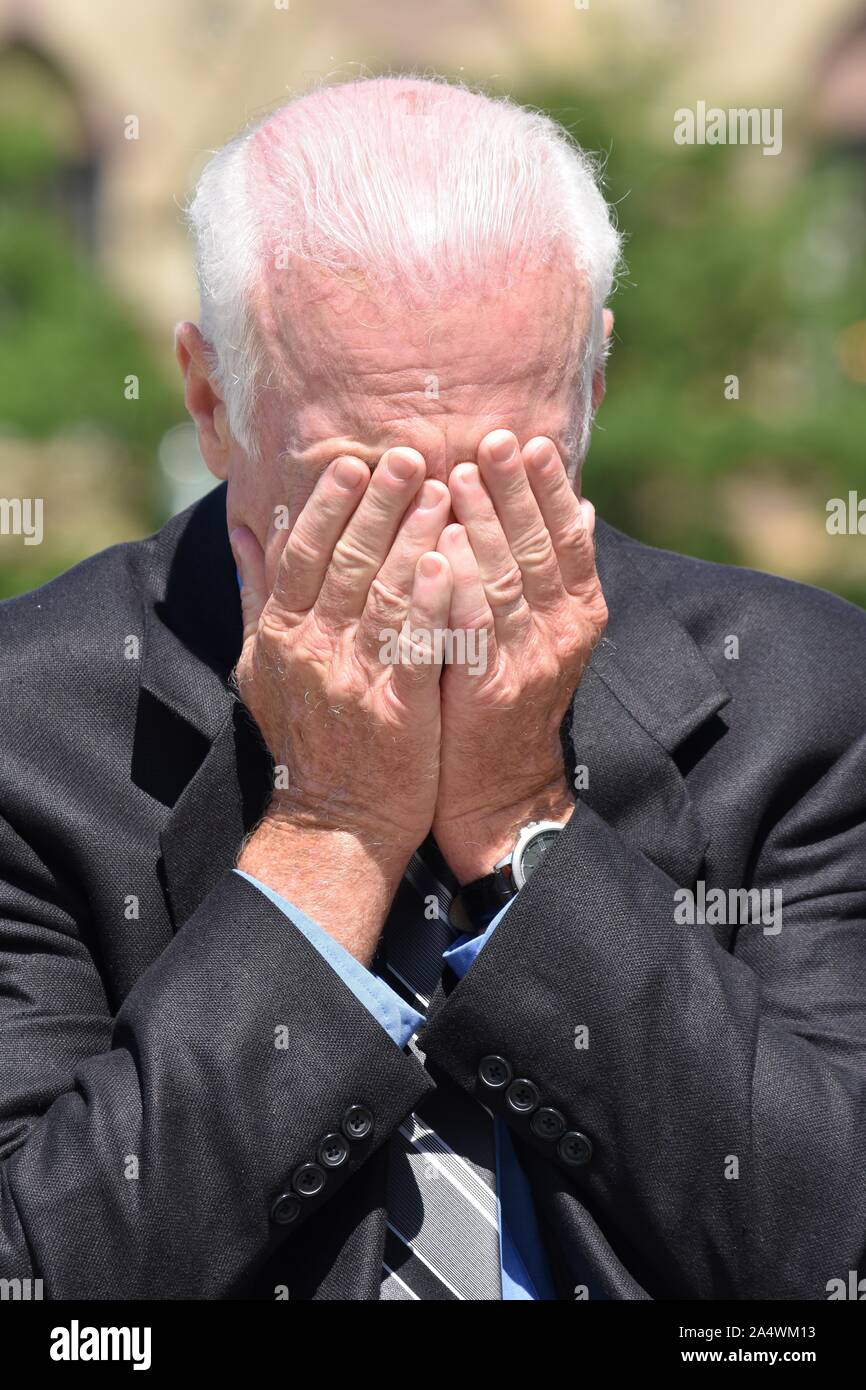 Ein Erwachsener Unternehmer und Hoffnungslosigkeit Stockfoto