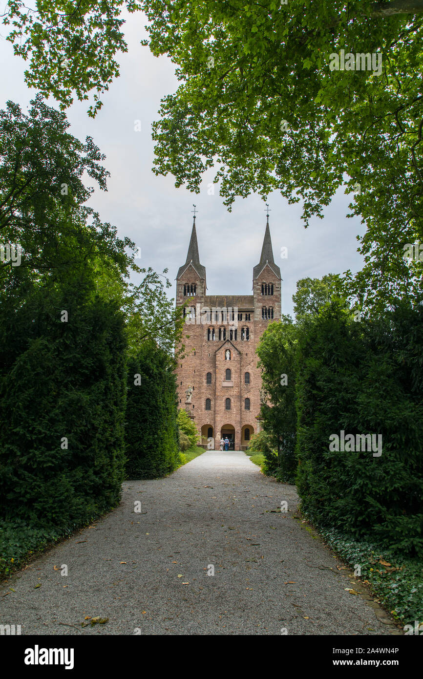 Weltkulturerbe Corlvey Castle, ehemalige Benediktiner Abtei, in der Nähe von Höxter, Abtei Kirche, Stockfoto