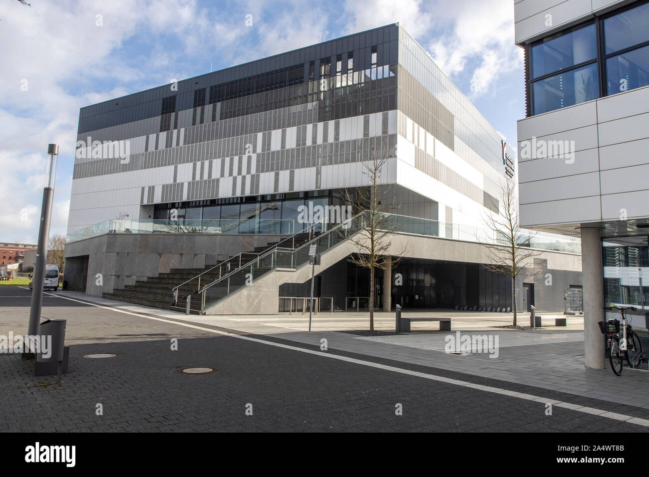 Kleve, Niederrhein, NRW, Euregio Rhein-Waal Hochschule für Angewandte Wissenschaften, Campus Kleve, auf dem Fluss Spoy, Spoycanal, Auditorium Center, Stockfoto