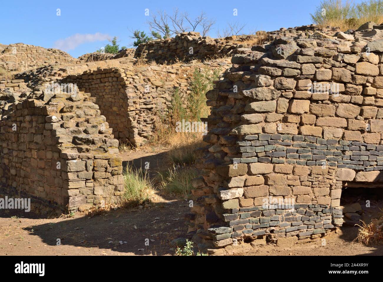 Gebänderte west Ecke Wand, Aztec West, Aztec Ruins National Monument, Aztec, NM 190911 61278 Stockfoto