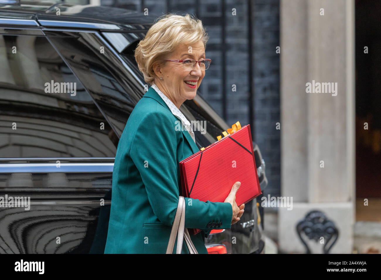 16. Oktober 2019, Minister der Ankunft in Nummer 10 Downing Street, Westminster, London. Stockfoto