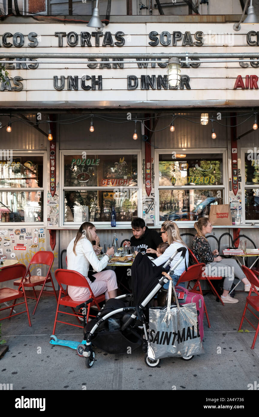 Restaurant, Manhattan, New York, Vereinigte Staaten von Amerika Stockfoto