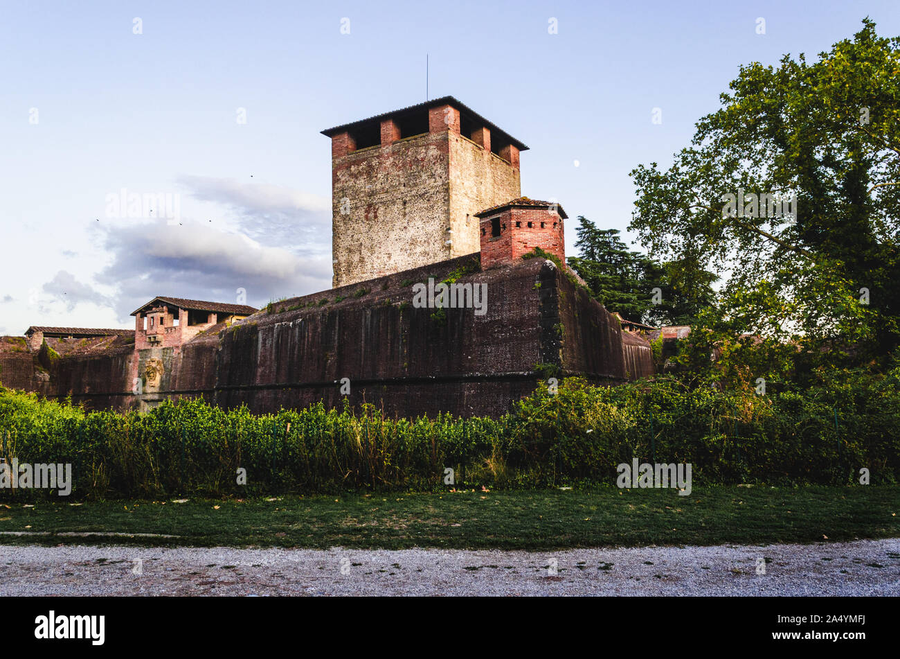 Pistoia Toskana Italien Saint Barbara alte Festung der Stadt gebaut von Bernardo Buontalenti mit dem Main Tower und Mauerwerk Stockfoto