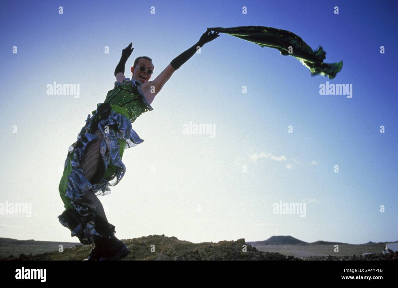 HUGO WEAVING in Abenteuer von Priscilla, Königin der Wüste, das (1994), Regie: STEPHAN ELLIOTT. Credit: POLYGRAM/Album Stockfoto