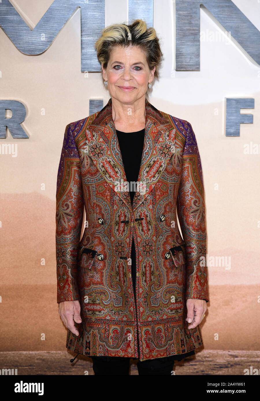 Linda Hamilton ankommen für den Terminator: dunkles Schicksal photocall im Mandarin Oriental Hotel, London statt. Stockfoto