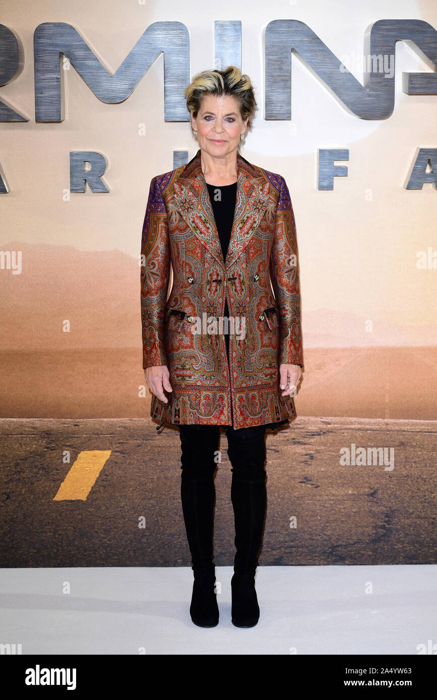 Linda Hamilton ankommen für den Terminator: dunkles Schicksal photocall im Mandarin Oriental Hotel, London statt. Stockfoto