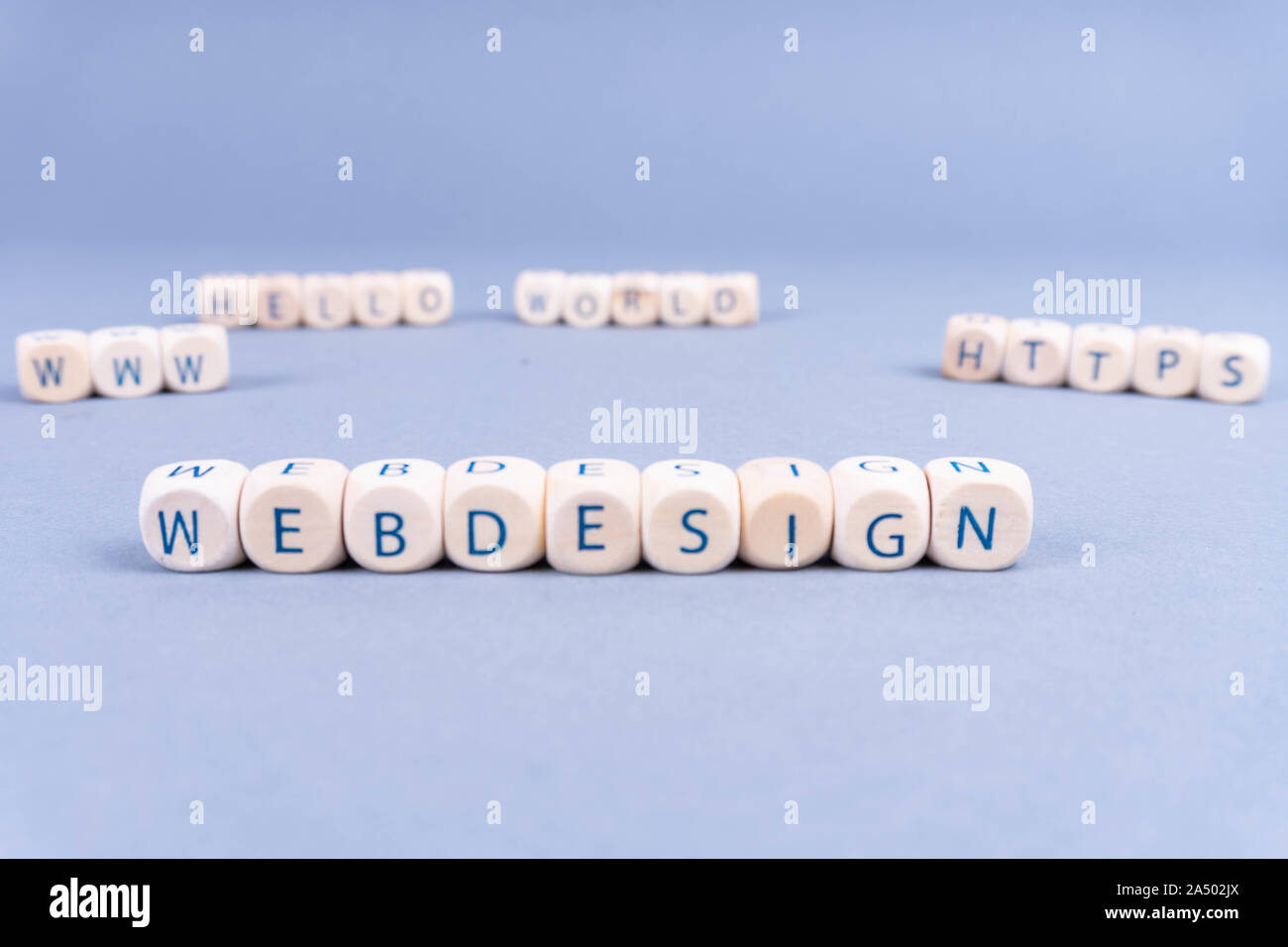 Buchstaben: Webdesign, hallo Welt, WWW, HTTPS-Webdesign Internet Konzept Stockfoto