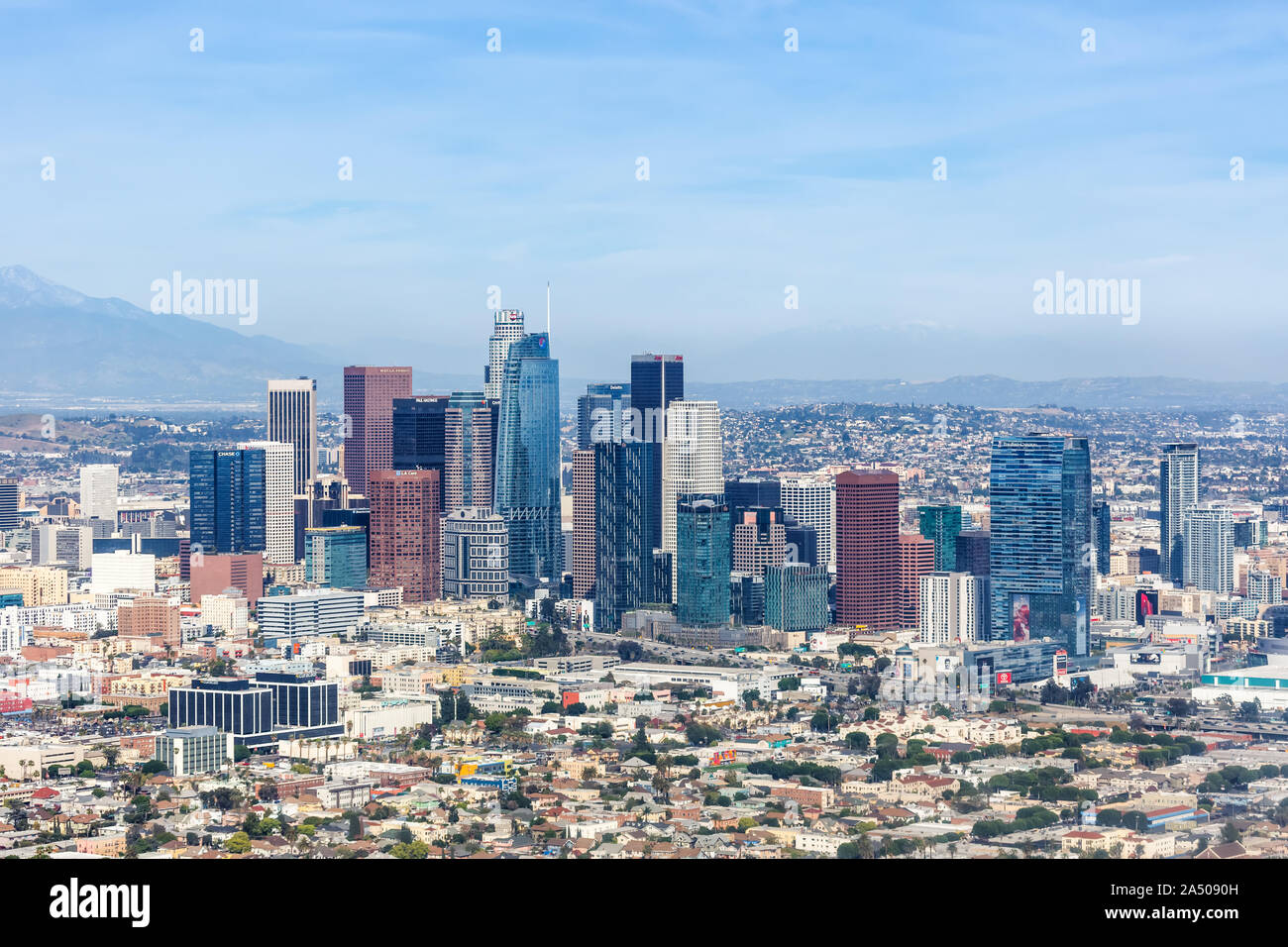 Los Angeles, Kalifornien - 14. April 2019: Downtown Skyline Stadt Stadtbild in Los Angeles, Kalifornien. Stockfoto