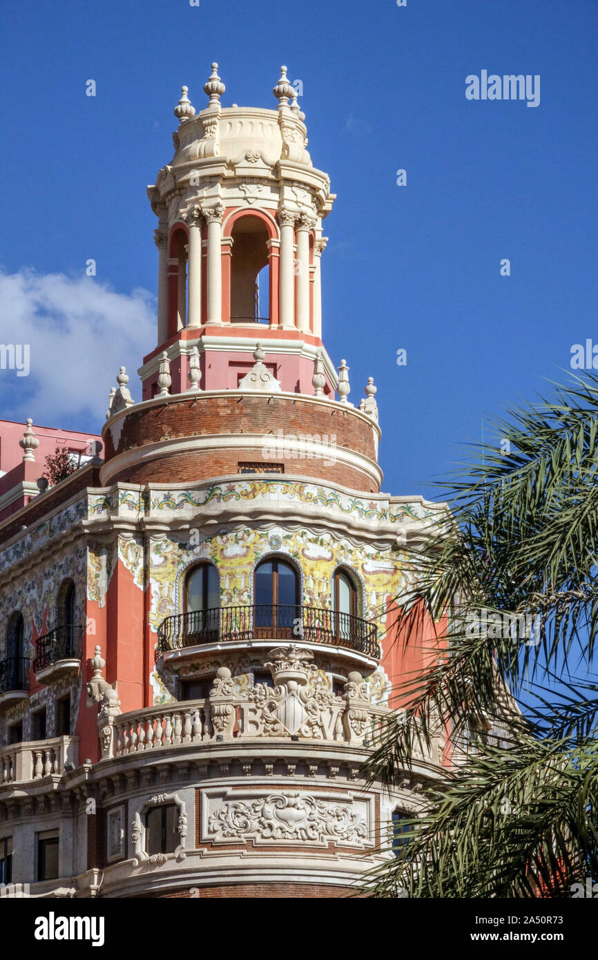 Gebäude der Banco de Valencia (1942) im Beaux-Arts-Stil in der Carrer de les Barques-Straße Spanien Fassade der Valencia Pintor Sorolla-Straße Stockfoto