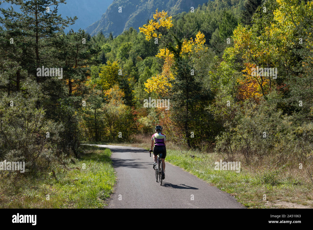 Radweg von Bourg d'Oisans, Venosc, Isère Abteilung, die Französischen Alpen. Stockfoto